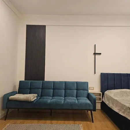 Apartment Main 4 *