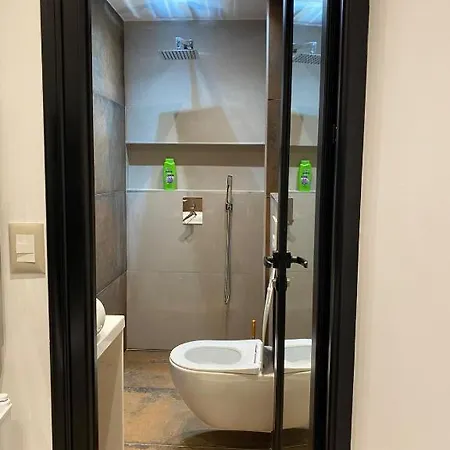 Main 4 Apartamento Tirana