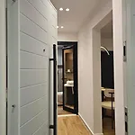 Main 3 地拉那